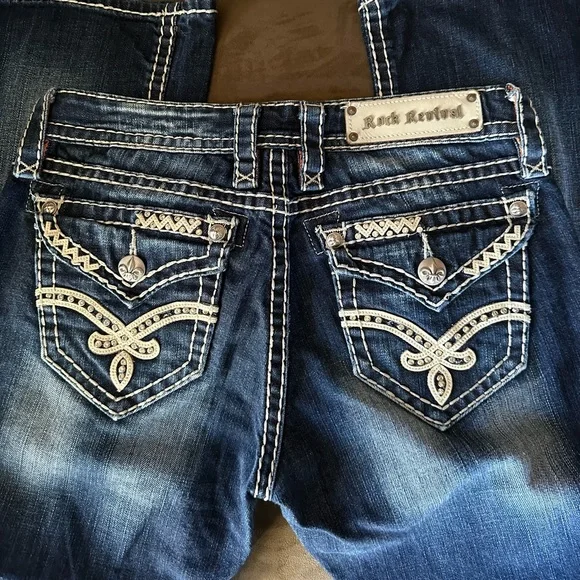 Elaina Boot RR Jeans - Picture 4 of 13